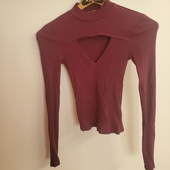 Express Tops - Express purple open cut high neck top